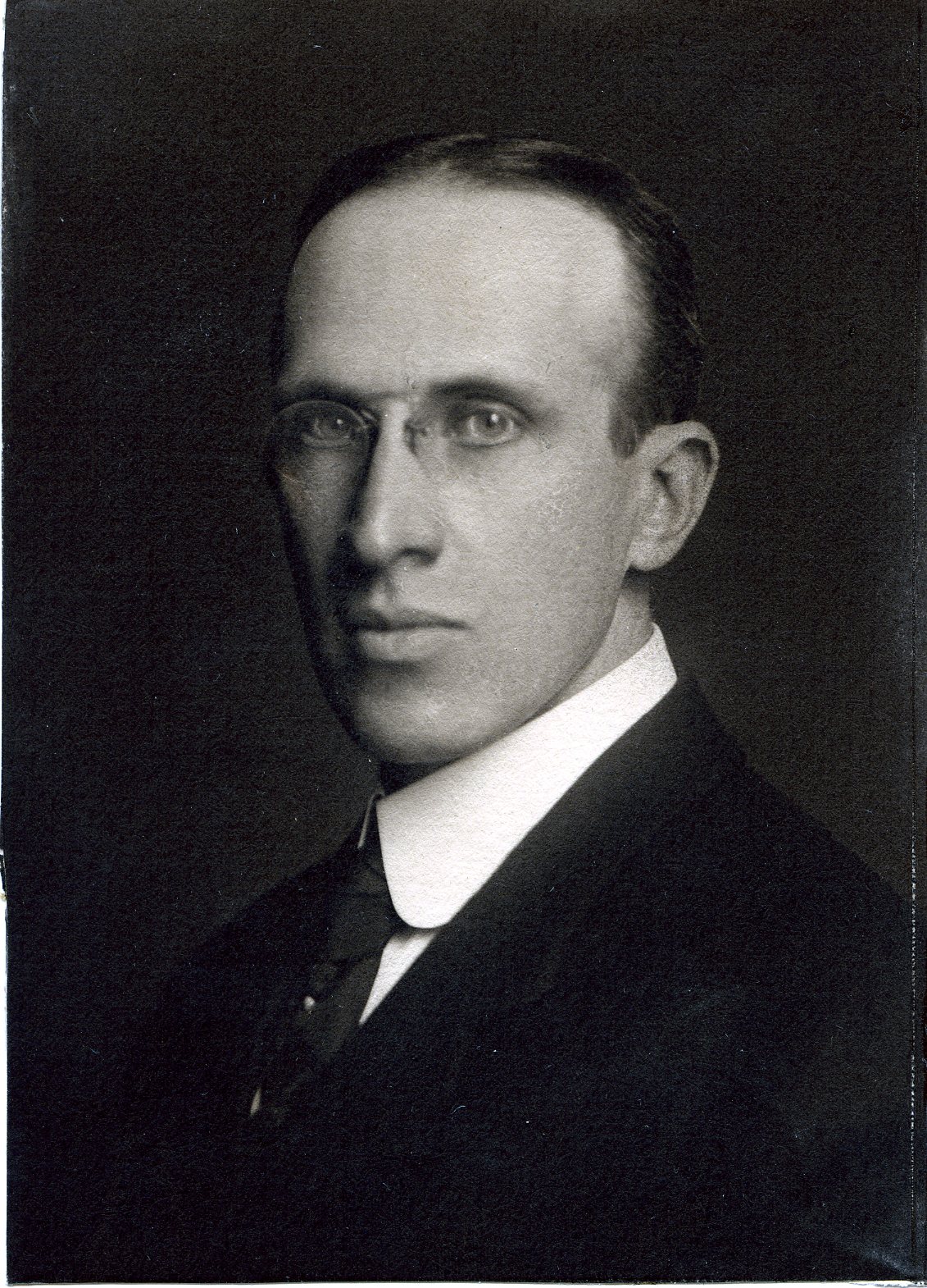Member portrait of Philip H. Hiss Jr.